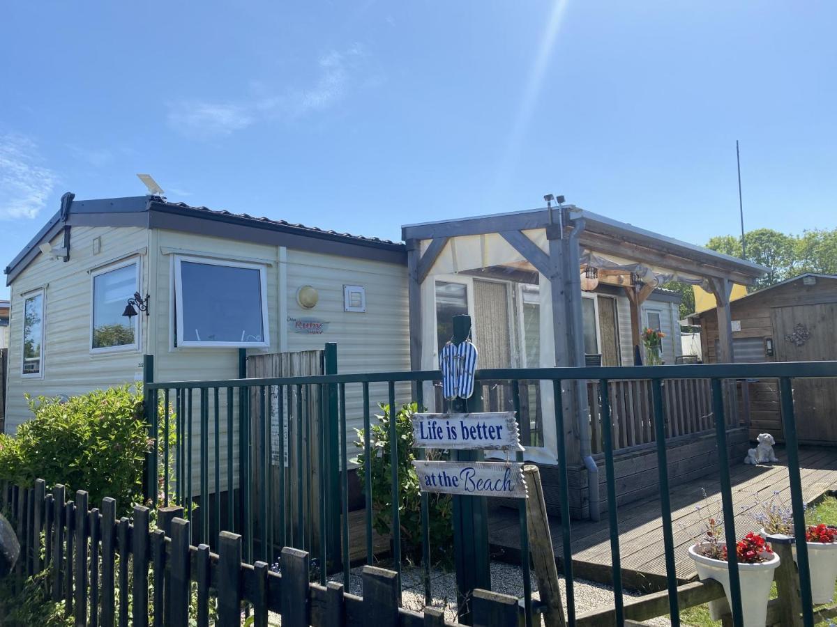 Rbr 232 - Beach Resort カンペルラント エクステリア 写真